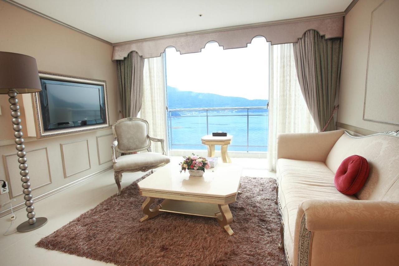 Hotel Riviera กอเจ ภายนอก รูปภาพ